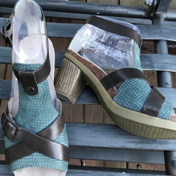 DANSKO Dominique Teal Brown T-Strap Open Toe Block Heel | EU 37 - Picture 2 of 12